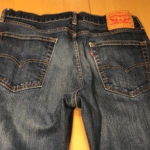 Men’s 514 Levi’s medium wash excellent preowned condition W 33 L 32